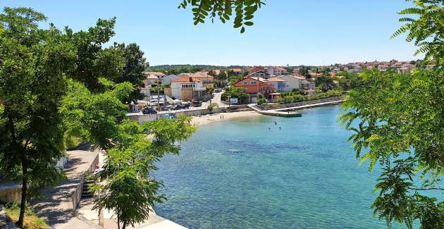 Apartment Beakovic – 40 m from the Sea