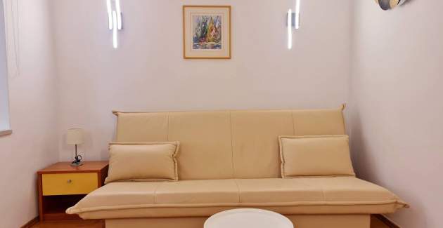 Apartment Beakovic – 40 m from the Sea