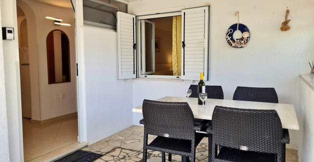 Apartment Beakovic – 40 m from the Sea