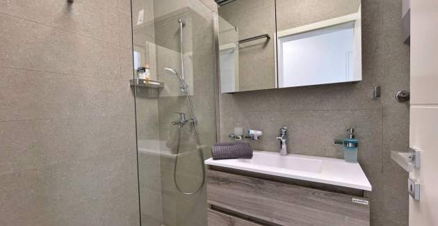 Appartamento di lusso Bonum 1 – Vista mare e balcone