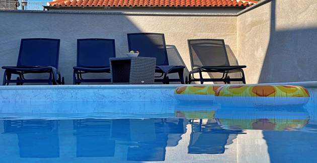 Appartamento di lusso Bonum 3 – piscina privata