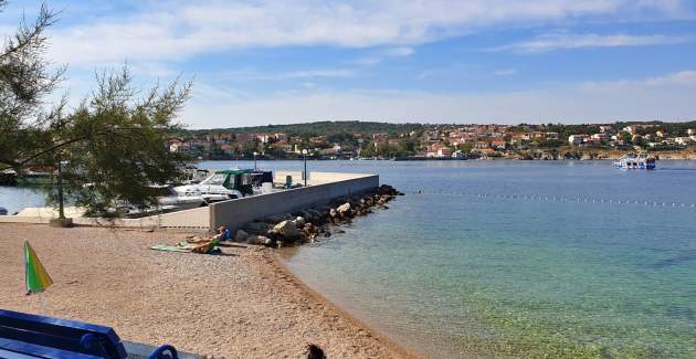 Appartamento Tiha Lili 1 – 10 m dalla spiaggia, vista mare