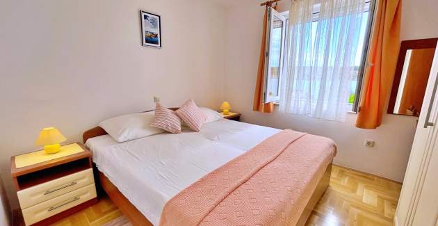 Appartamento Tiha Lili 1 – 10 m dalla spiaggia, vista mare