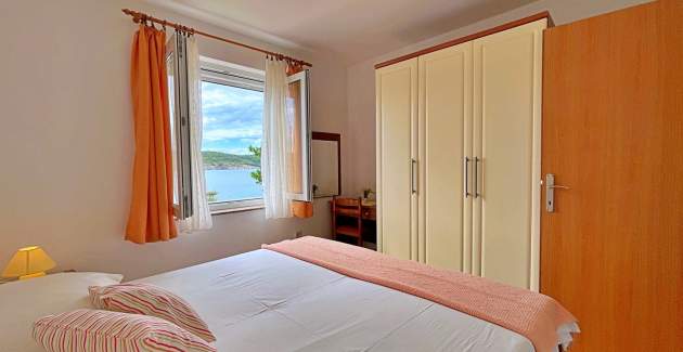 Appartamento Tiha Lili 1 – 10 m dalla spiaggia, vista mare