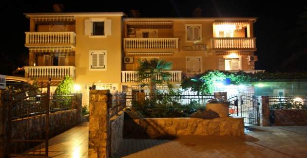 Appartamento Tiha Lili 2 – 10 m dalla spiaggia, vista mare