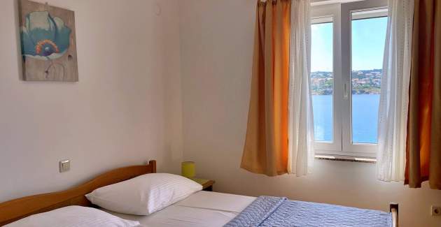 Appartamento Tiha Lili 3 – 10 m dalla spiaggia, vista mare