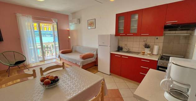 Appartamento Tiha Lili 3 – 10 m dalla spiaggia, vista mare