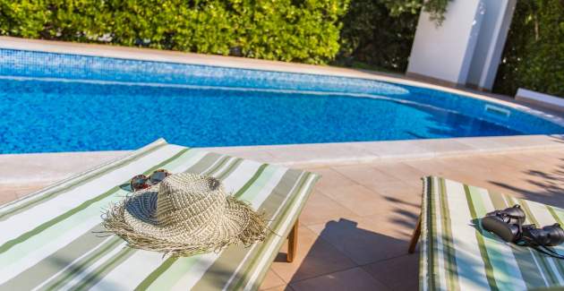 Appartamento Zeljko A4 con piscina e terrazza