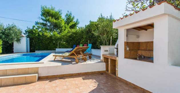 Appartamento Zeljko A2 con piscina