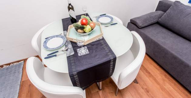 Appartamento Zeljko A2 con piscina