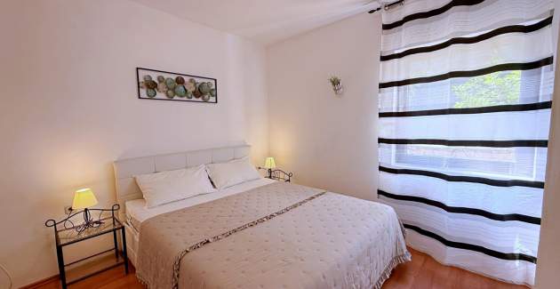 Apartman Željko A2 s bazenom