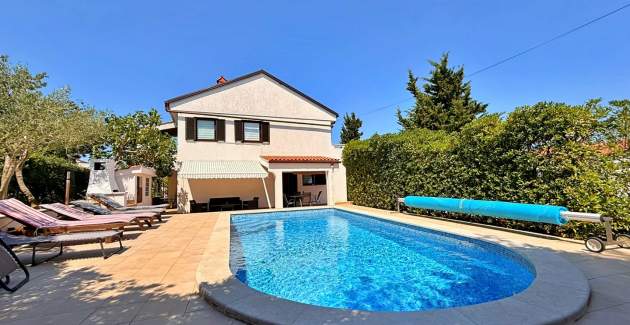 Apartman Željko A2 s bazenom