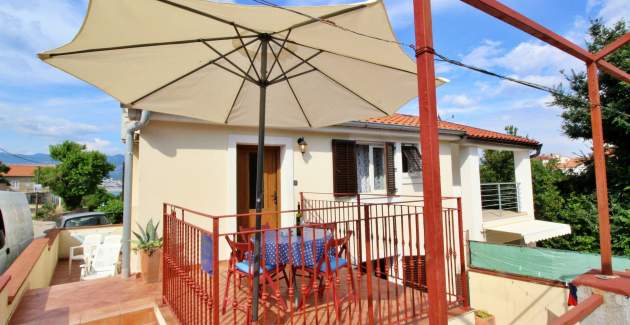 Appartamento Bujas – 160 m dal mare e spiaggia