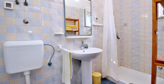 Appartamento Bujas – 160 m dal mare e spiaggia