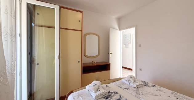 Apartment Dragica A4 – Meerblick und Balkon