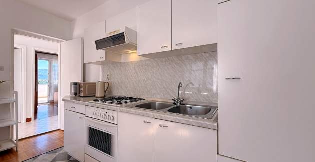 Apartment Dragica A4 – Meerblick und Balkon