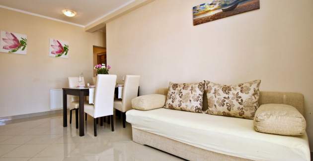 Apartment Ivanka A4 – 180 m from the Sea