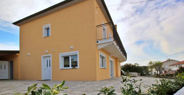 Apartment Ivo 1 – Sea View and Balcony