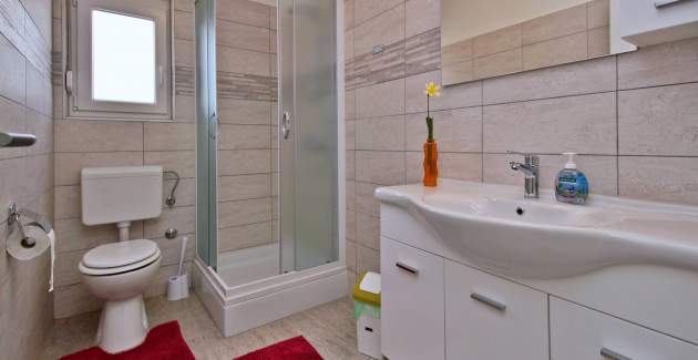 Apartment Ivo 1 – Sea View and Balcony