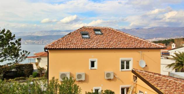 Apartment Ivo 2 – Sea View, Near Beach