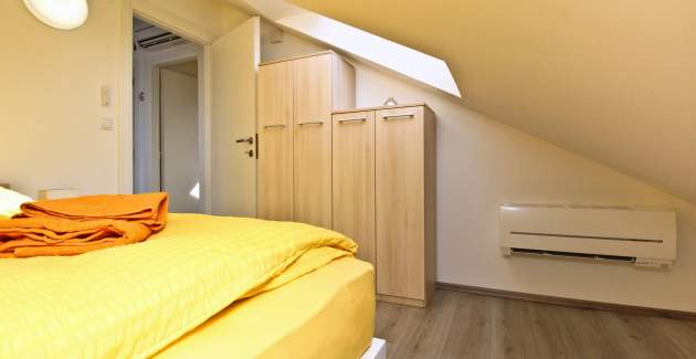 Apartment Ivo 3 – Attic, Near the Beach