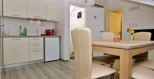 Apartment Ivo 3 – Attic, Near the Beach