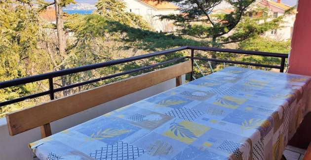 Apartment Jakominic – 400 m from the Sea