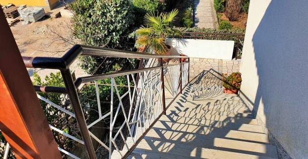 Apartment Jakominic – 400 m from the Sea