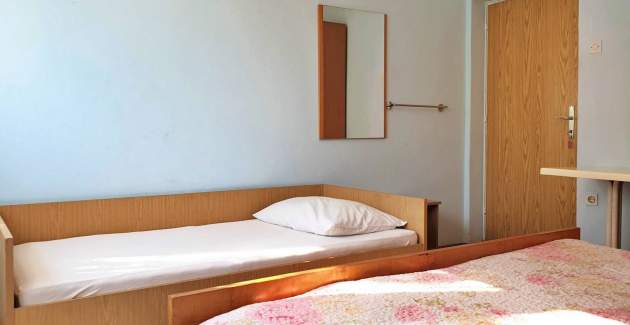 Apartment Jakominic – 400 m from the Sea