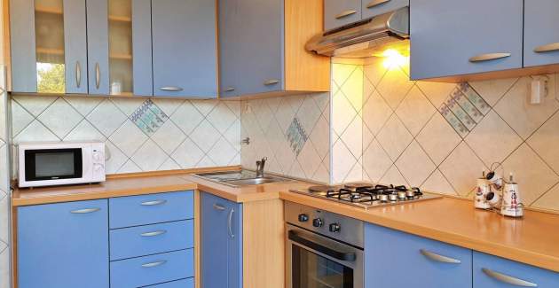 Apartment Jakominic – 400 m from the Sea