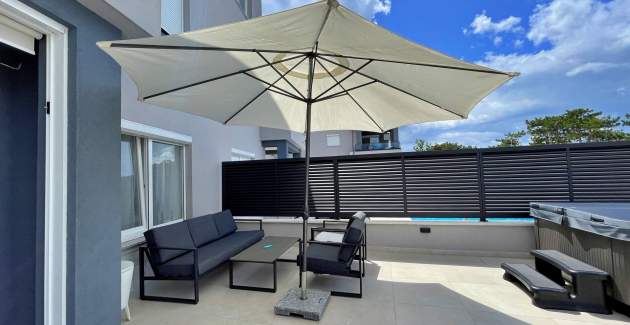 Apartment SeaLuxe – Hot Tub and Sea View