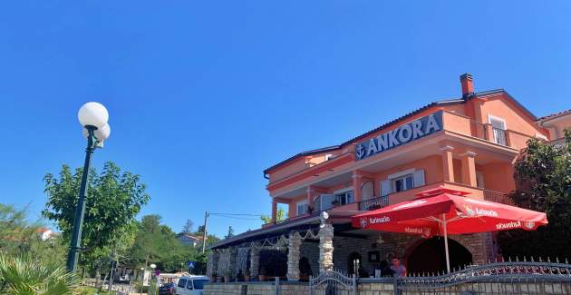 Apartman Koraljka 2 – pogled more