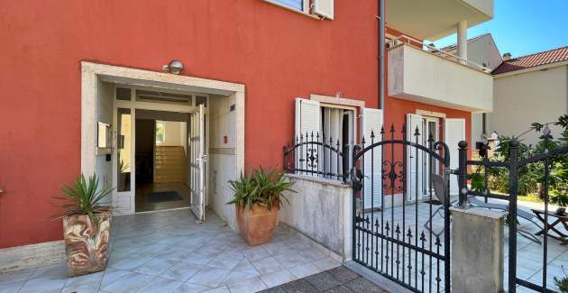 Apartment Sally – 100 m from Sea