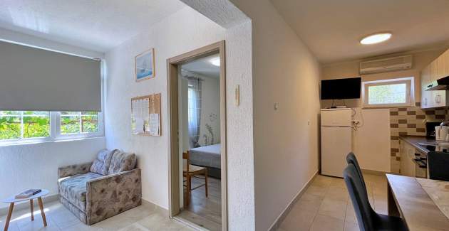 Apartment Mara A4 – Terrace and Garden View