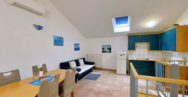 Apartment Neptun 4 – Attic, 20 m from Sea