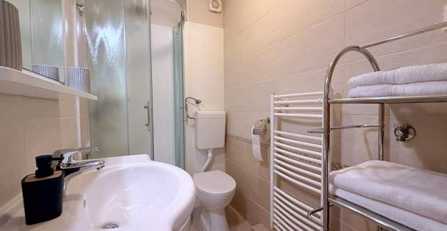 Apartment Nevenka 2 – 70 m from the Sea