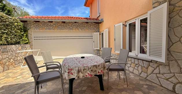 Apartment Nevenka 2 – 70 m from the Sea