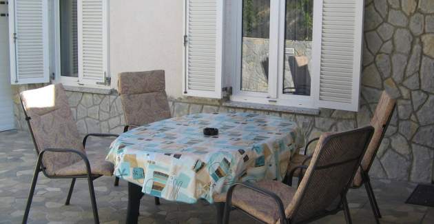 Apartman Nevenka 2 – 70 m od mora