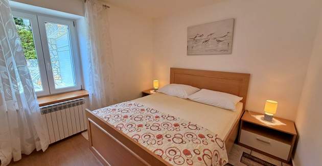 Apartment Nevenka 2 – 70 m from the Sea