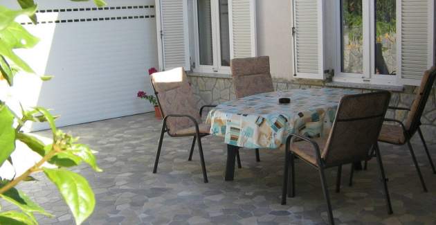 Apartman Nevenka 2 – 70 m od mora