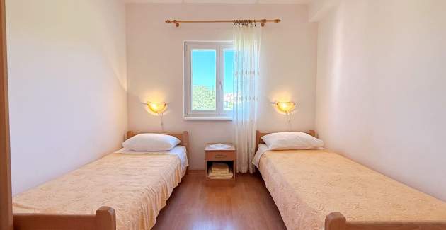 Apartment Nevenka P. – Sea View, 130 m from Sea