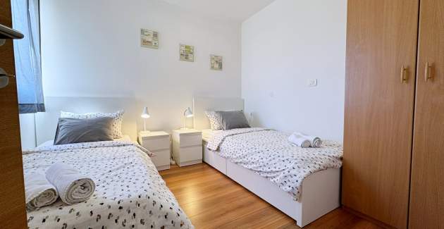 Apartment Pinta de Sol 4 – Sea View, Pet-Friendly