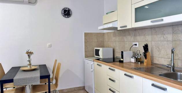 Apartment Pinta de Sol 5 – Sea View, Pet-Friendly