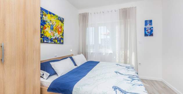 Apartment Presker – Sea View and Balcony