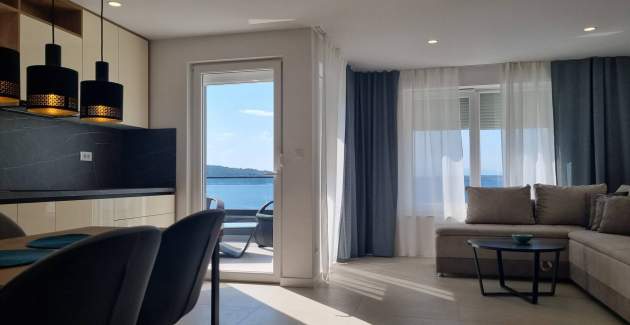 Apartment Punta Silo B8 – Pool und Meerblick