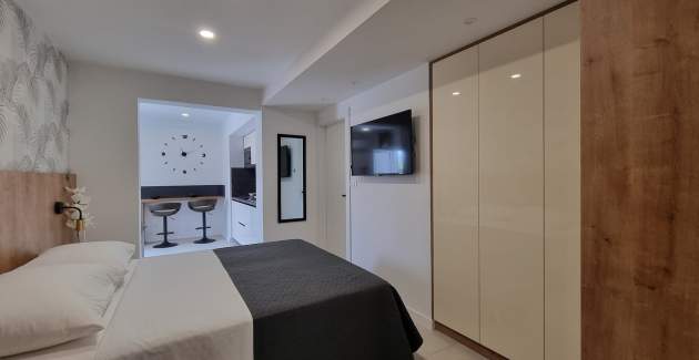 Studio-Apartment Punta Silo A3 – Pool und Meerblick