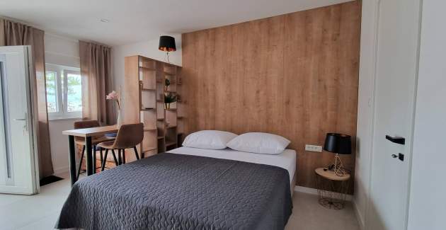 Studio Apartment Punta Silo A4 – Pool and Sea View