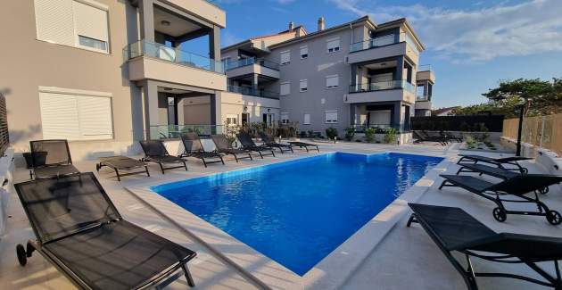 Studio Apartment Punta Silo A4 – Pool and Sea View