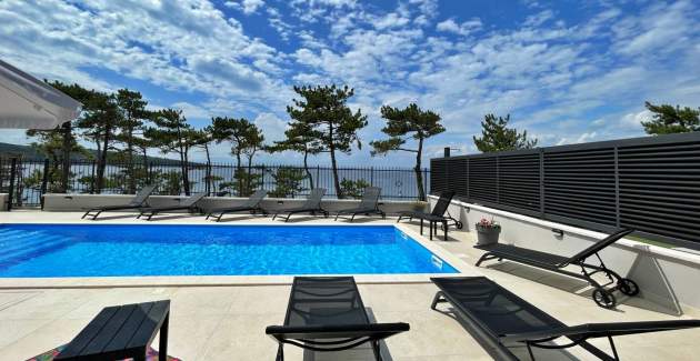 Apartment Punta Silo B1 – Pool and Sea View