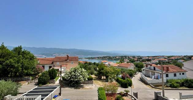 Apartment Rozi – Sea View and Balcony